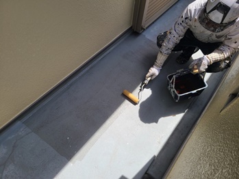 ベランダ防水下塗り210510ｓ.jpeg