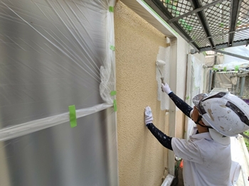 外壁　アンダーフィーラー塗布 (2).jpg