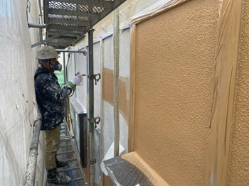 外壁ガイナ塗布25 (1).jpeg