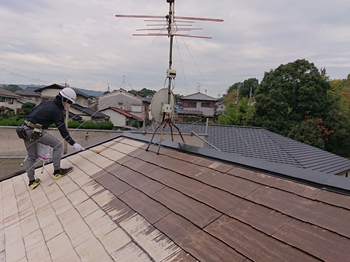 屋根　シーラー2回目　上月邸 (1).jpeg