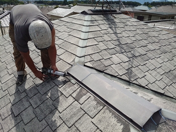 屋根　釘頭コーキング (1).JPG