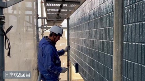 木津川市　H様 - frame at 11m53s 上塗り2回目.jpg