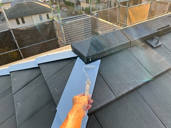 池田哲様邸_20221015_0045_屋根板金_塩ビゾルプライマー塗布.jpeg