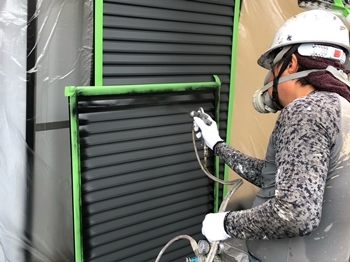 雨戸　フッ素吹きつけ (2)ysama_ikoma20200918.jpg