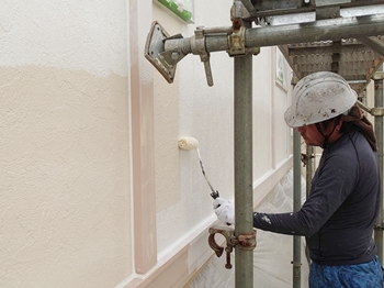 007外壁アンダーフィーラー塗布 Fsama202007(1).JPEG