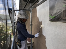 016外壁アンダーフィーラー塗布1537599485612.jpg