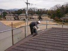019屋根シーラー塗布1550919350468.jpg