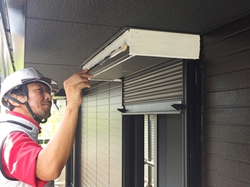 027シャッターＢＯＸ 塩ビゾルプライマー塗布ikoma_ysama_20201006 (3).JPG