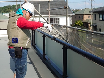 035手すり塗り_h_sama_shijonawate_20200916 (2).JPG