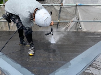 13屋根高圧洗浄20200622 (1)Osama.JPEG