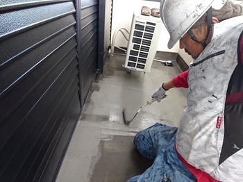 ベランダ　下塗り1回目 (1).JPEG