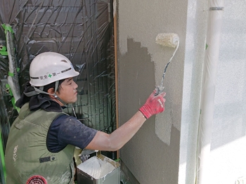 外壁　アンダーフィーラー塗布 (1).JPG