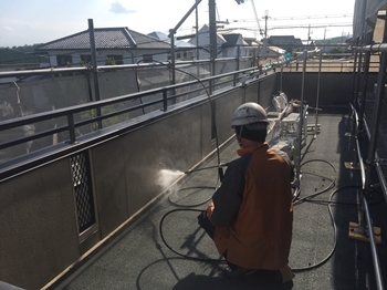 高圧洗浄 (6).JPG