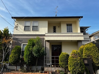 外壁・超低汚染ﾌﾟﾗﾁﾅﾘﾌｧｲﾝ2000Si-IRで施工させていただきました。